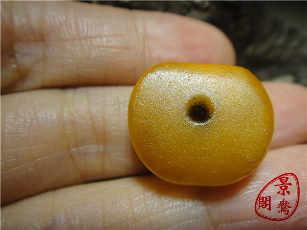 纯天然吊坠平安扣老蜜蜡饼子