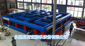 新款定做陆地充气游乐设备100平方亲子游戏充气大型迷宫闯关城堡