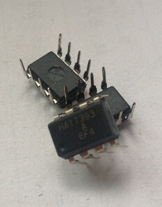 HA17393 直插 HA17393B 双电压比较器 DIP-8