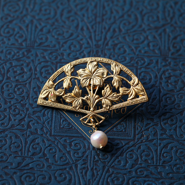 Broche en autre - Ref 1177663 Image 1