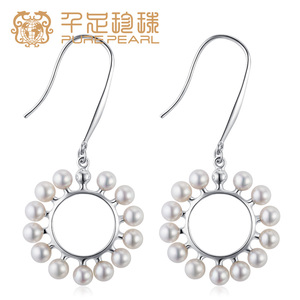 千足珠宝太阳花3.5-4mm近圆强光天然淡水珍珠耳饰新品