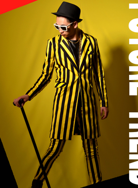 [独家]夜店男歌手DSDJ 黄黑条纹英伦中长西装 大牌酒吧演出服配饰