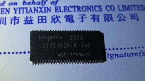 256Mb Synchronous DRAM based on 8M x 4Bank x8 I/O