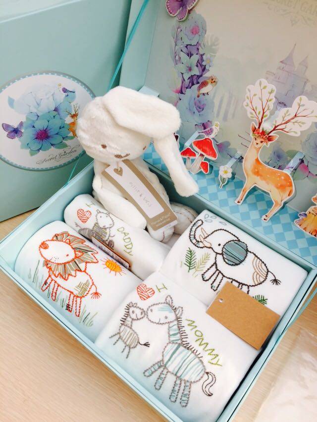 Coffret cadeau pour bébé en coton - Ref 1976790 Image 1