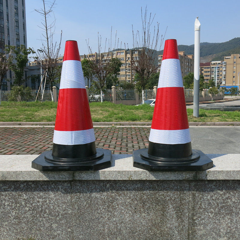 8-9斤重橡胶路锥 70cm反光路锥路障锥 雪糕筒桶 交通锥 交通设施
