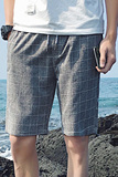 A003-K171-P20新款男装格子休闲短裤涤99%1外景济州岛，男装休闲裤，电商A003