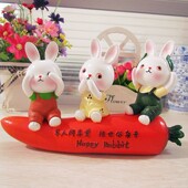 创意坐胡萝卜兔子树脂娃娃家居客厅玄关桌面小摆件装 饰品生日礼物