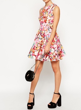 英伦糖果花空气棉弹力无袖圆领显瘦X型蓬蓬高个子连衣裙贝微微