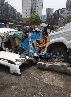 霸道普拉多2700 3400 4000LC95RZJ120GRJ150TRJ150尾灯车顶负钢圈