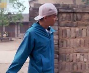 出游逛街陈小春棒球帽
