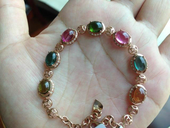 18k金镶钻蛋面全彩天然蛋面碧玺手链 颜色艳丽 晶体通透