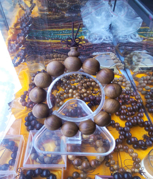 包邮广西金秀大瑶山天然土沉香高油脂原木料手珠 佛珠12mm-20mm