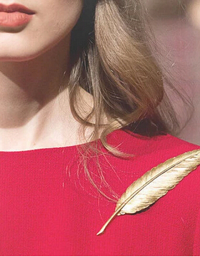 胸针欧卡纳合金树叶女