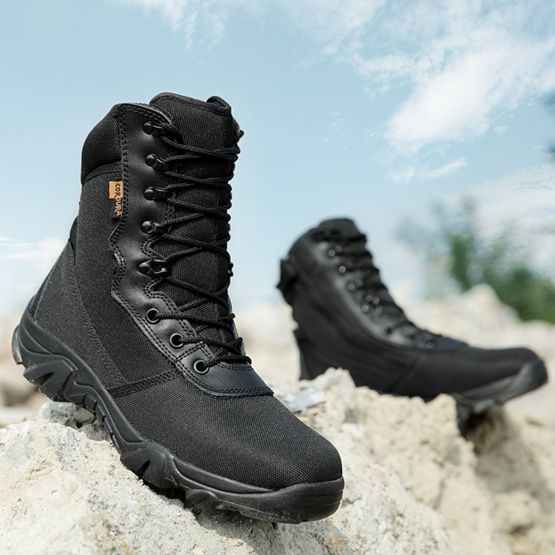 Bottes militaires - Ref 1398744 Image 1