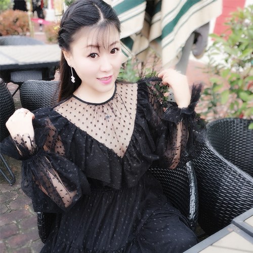 fs20早春荷叶边大灯笼黑色薄纱