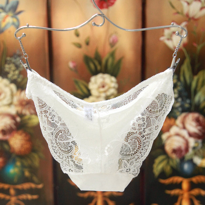 Slip jeunesse sexy en nylon - Ref 640230 Image 1