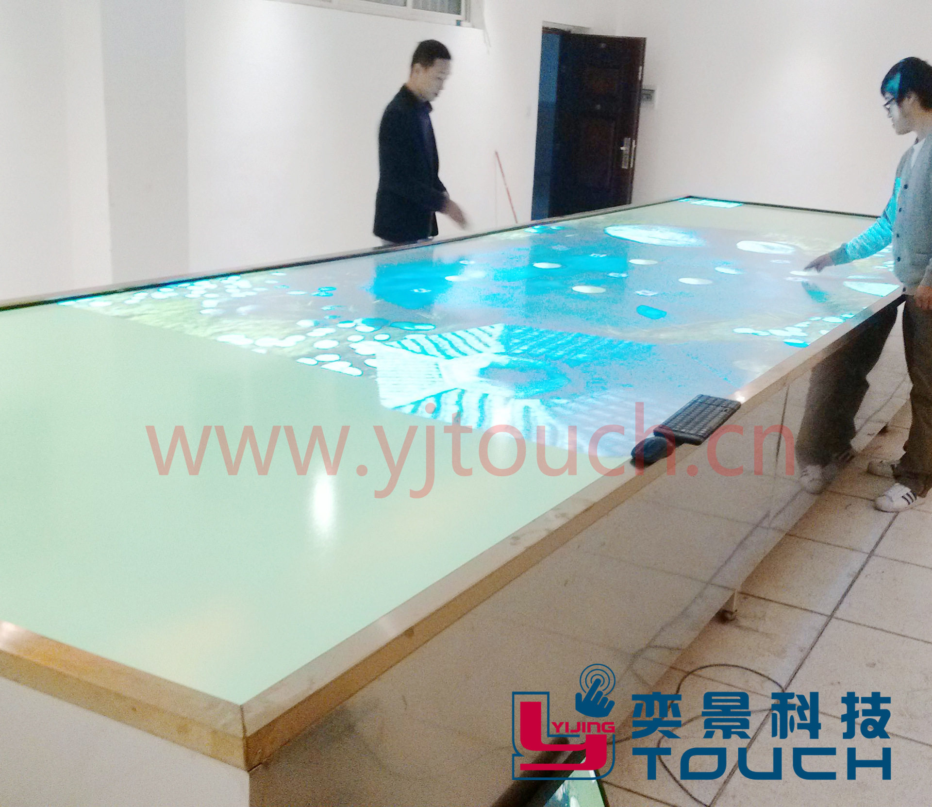 定制7m*2m投影287寸真多点红外触摸屏|真2点|真4点触摸屏|触摸框