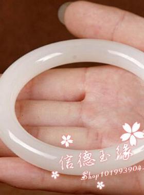和田玉色圆条玉石手镯浅白色水润女款玉手镯简约款圆条手镯百搭