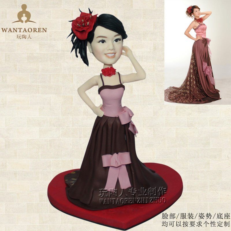 可爱漂亮造型-Q版真人陶偶定制 结婚玩偶 个性人偶 软陶公仔定做