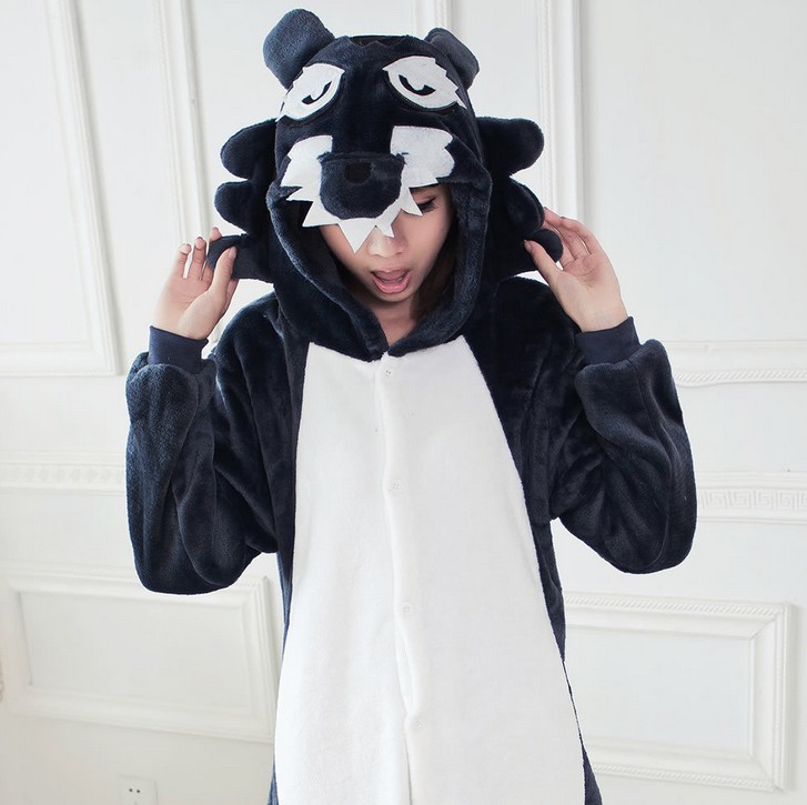 大灰狼动物如厕珊瑚绒情侣睡衣