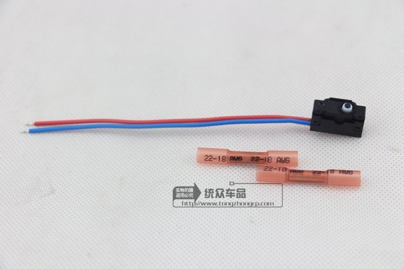 波罗POLO帕萨特B5领驭老宝来高尔夫途安门灯车门锁块微动开关正品