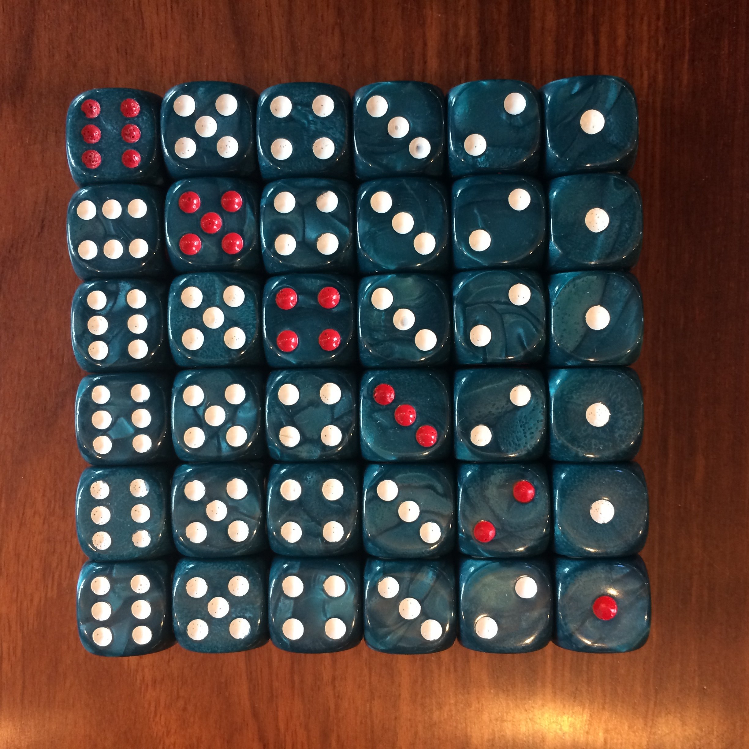 16mm圆角小一大理石纹骰子1-6点其中一点红点,另类奇趣玩具色子