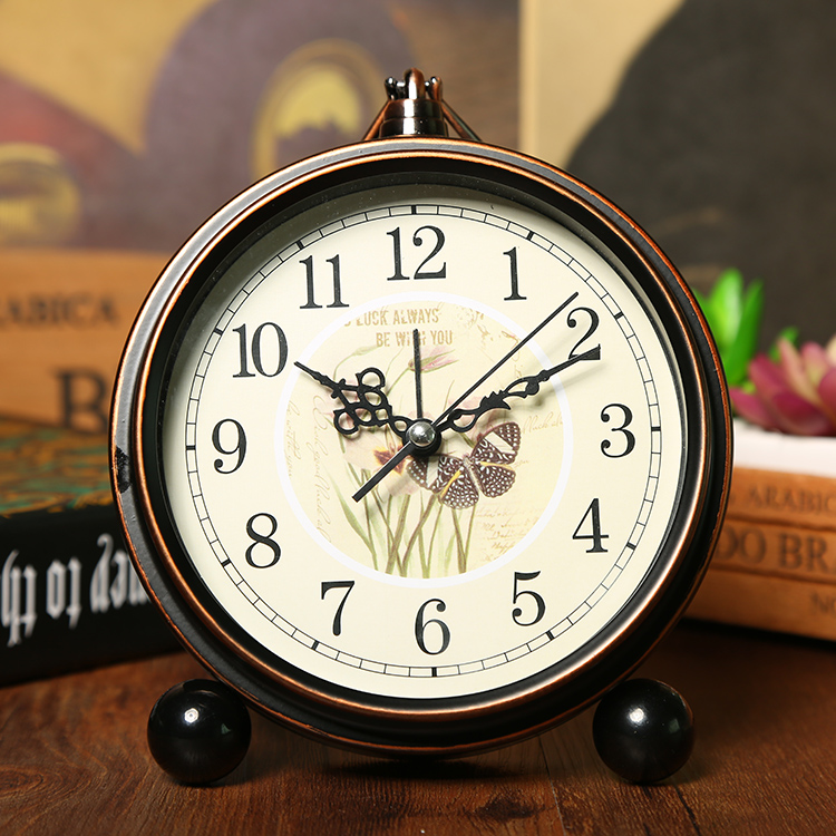 Every day special ] retro small student desk clock fashion creative bedside alarm clock silent metal Roman