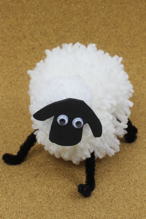 幼儿手工制作 毛线球小羊动物 环保手工小制作