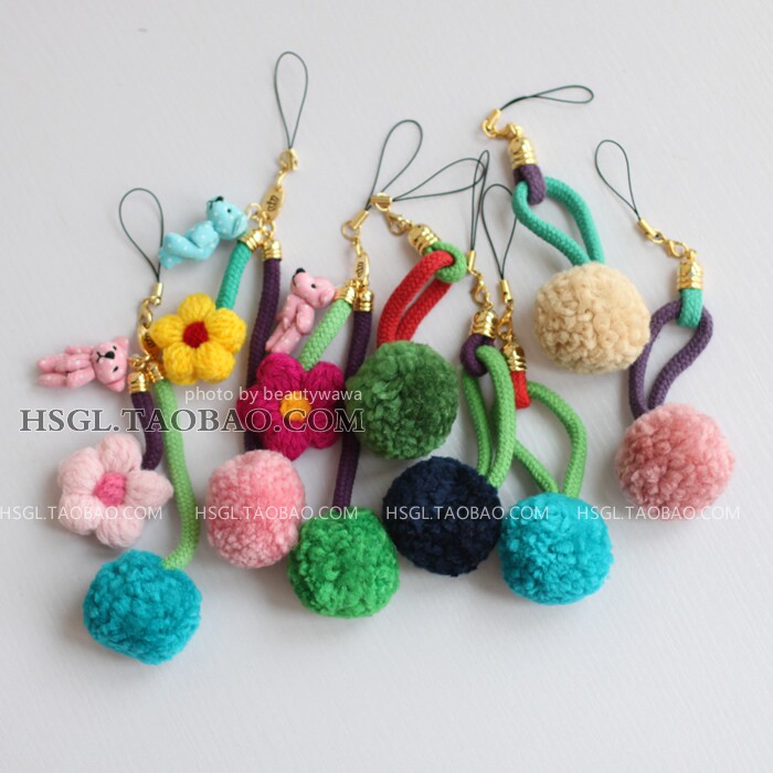 108韩国进口代购彩色毛线球球花朵手机链/钥匙包包挂件车饰