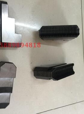 沈阳机床 附件瓦房店无锡四爪卡盘卡爪K72630卡盘直径630正品