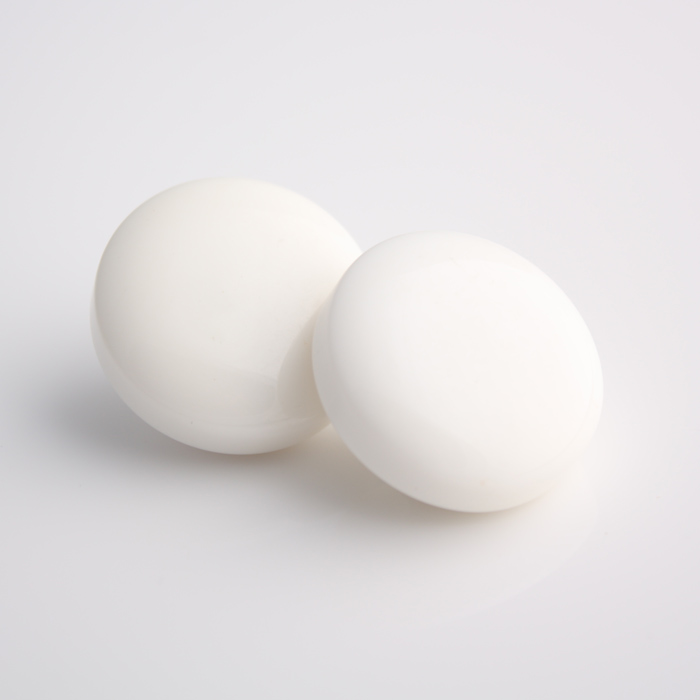 女士皮草摇头白色衬衫大衣纽扣