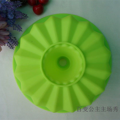 微波炉烤箱用戚风蛋糕慕斯面包模具8.8英寸咕咕霍夫披萨烤盘工具