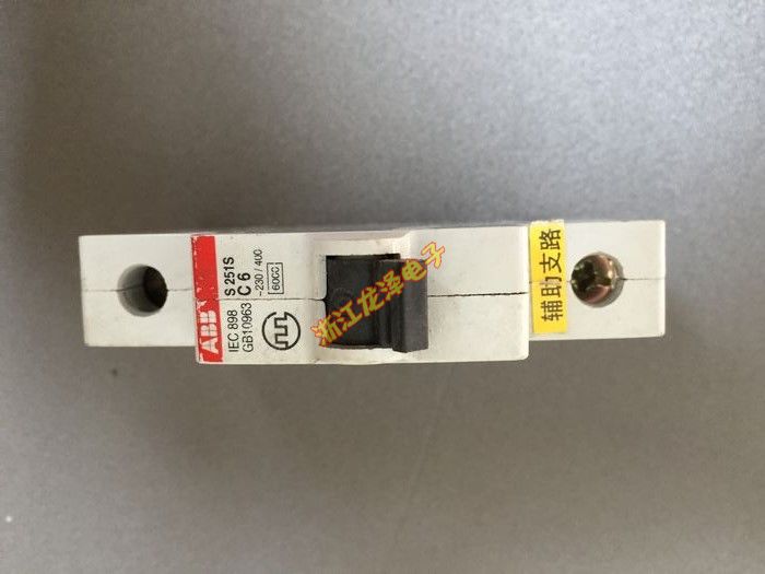 ABB S251S C6 1P 6A空气开关断路器
