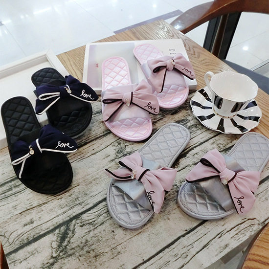 韓國時尚居家拖鞋春夏女甜美小香風蝴蝶結平底壹字拖綢緞防滑涼拖在類目 女鞋, 拖鞋中 - 來自Buy2taobao.com提供專業的淘寶代購服務