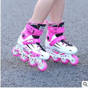 Patins à roulettes - Ref 2584031 Image 1