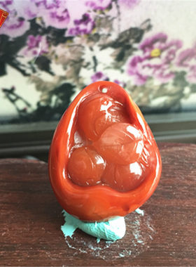 天然添喜吊坠寿桃雕刻南红玛瑙