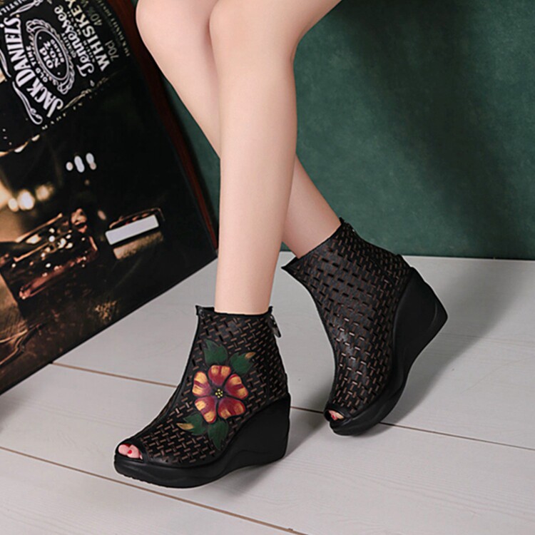 厚底女鞋坡跟凉鞋凉靴春夏季洞洞款民族风真皮花朵胖脚宽脚女单鞋
