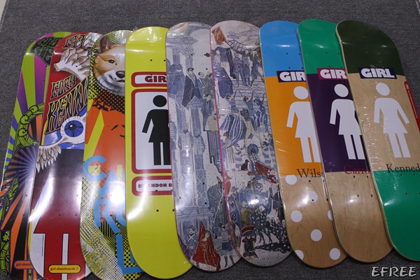 Planche à roulettes GIRL - Ref 2601374 Image 1