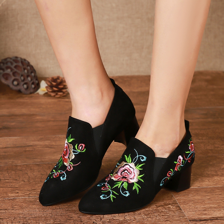 Original embroidered godsend Tip Delicate High-heeled shoes Deep mouth Ankle boots Bootie spring and autumn With crude Middle heel Embroidery Single bootsin the Women's Shoes, Low shoes  category - from Buy2taobao.com to provide professional Taobao agent buy service