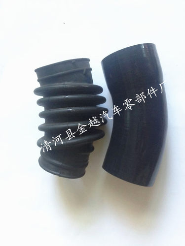 福特08福克斯空气格进气软管改装