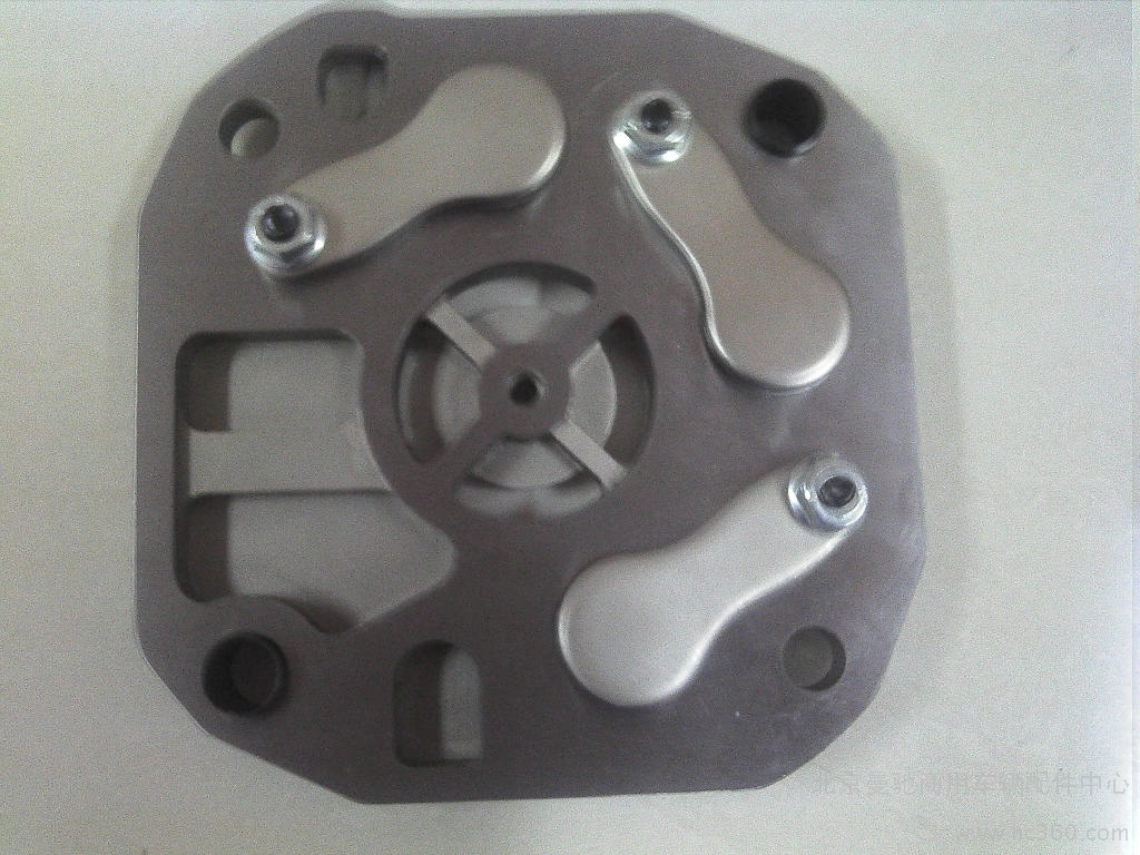 上海瑞富康滤清器有限公司，专业配套:开利油过滤器，莱富康油过滤器、汉钟油过滤器，比泽尔过滤器、复盛油过滤器，特灵油过滤器，,日本大生油过滤器，顿汉布什油过滤器，大金油过滤器，都灵油过滤器，日立油过滤器，开利过滤器，莱富康过滤器，复盛过滤器，汉钟过滤器，比泽尔过滤器，特灵过滤器，麦克维尔过滤器