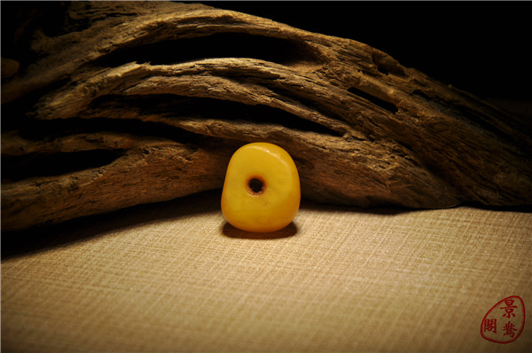 〓古董蜜〓纯天然鸡油黄老蜜蜡 藏传老蜜蜡饼子 吊坠平安扣30