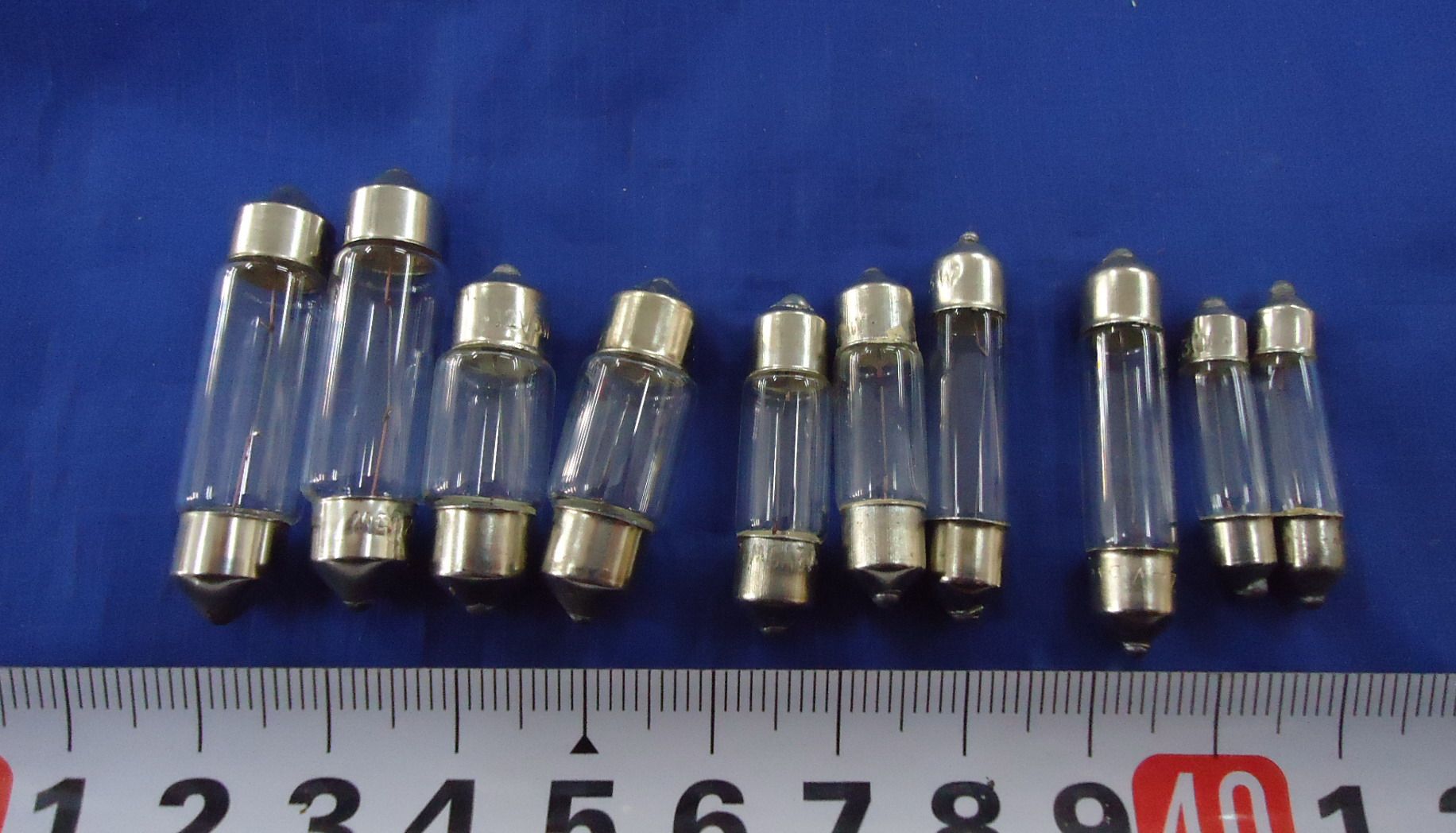 汽车橄榄灯泡 锥茄形 椭圆仪表灯泡 12V 24V  全新库存