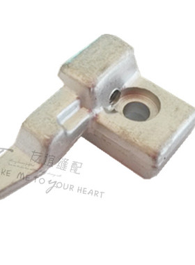 工业缝纫机配件 大和拷边机 包缝机C2600上刀架 6200094