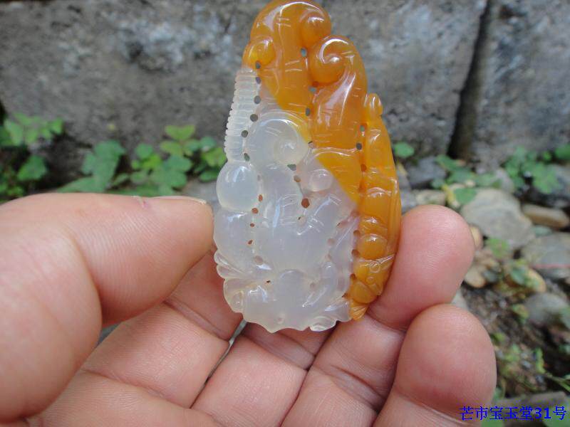 云南龙陵 天然黄龙玉 老料 收藏精品 颈饰 挂件吊坠项链 人生如意