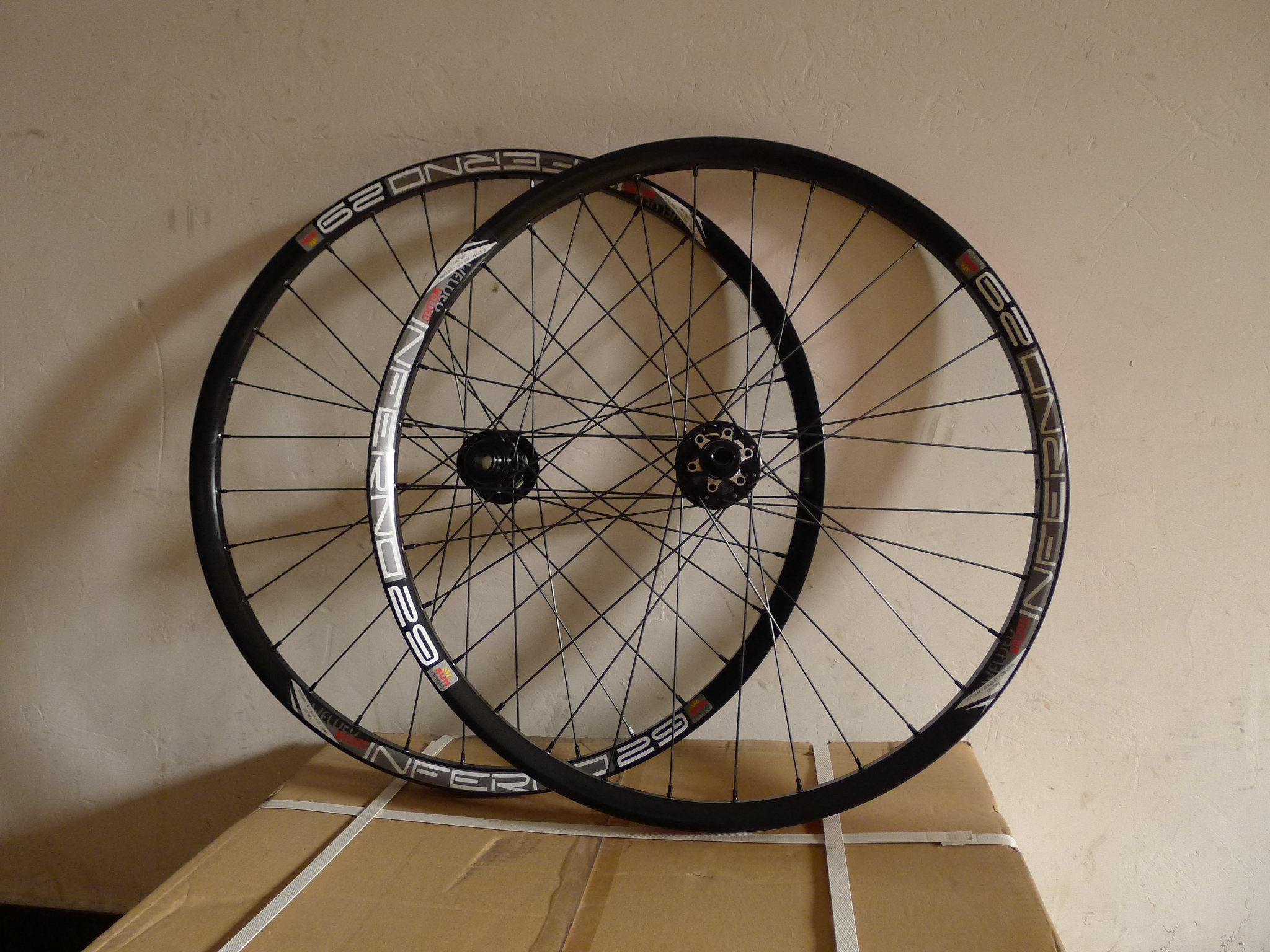 Roues de vélo Mountain Bike NOVATEC 26 pouces - Ref 2373223 Image 1