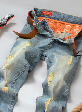 韩版潮流男士浅蓝色水洗磨烂破洞款牛仔裤青年直筒潮牌男装长裤子