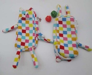 正品日本经典造形笔带 CRAFTHOLIC 梨花兔子包包毛绒公仔送女生