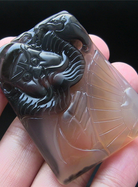 天然巴西玛瑙钟馗水墨粉玉髓吊坠