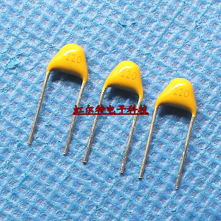 直插独石电容 220 22PF 22P 50V P5mm 陶瓷电容 原装(100只)